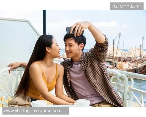 小吧社交秀精彩纷呈亚马尔与女友甜蜜互动胡梅尔斯女友惊艳亮相